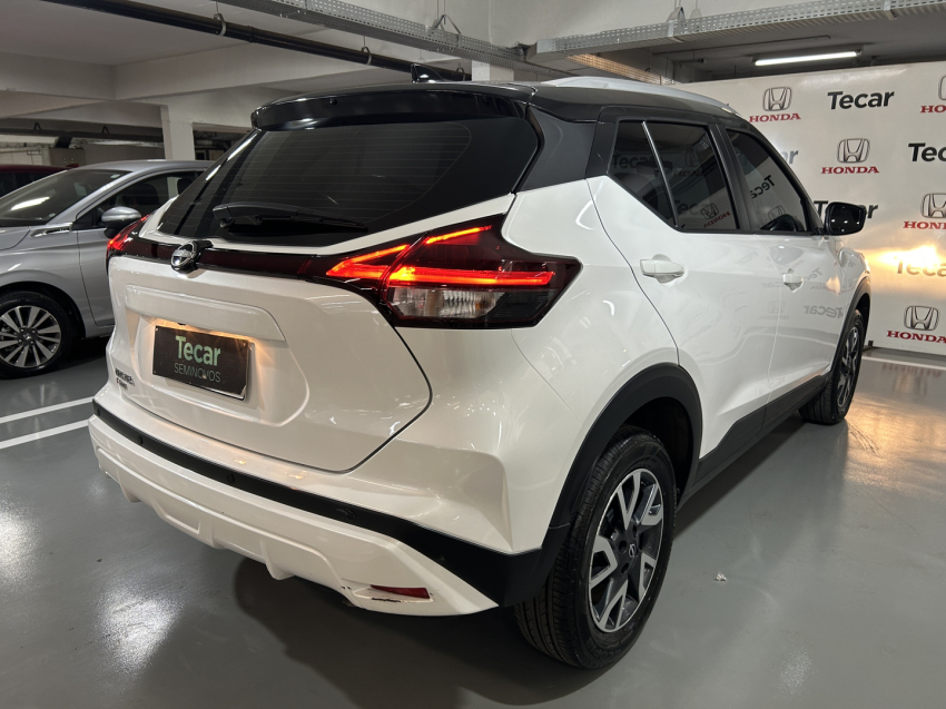nissan kicks 1.6 16v flexstart sense xtronic flex 4p automatico 2024