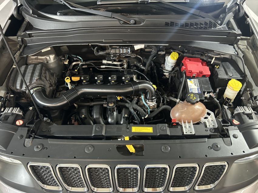 jeep renegade 1.8 16v flex longitude 4p automatico 202010