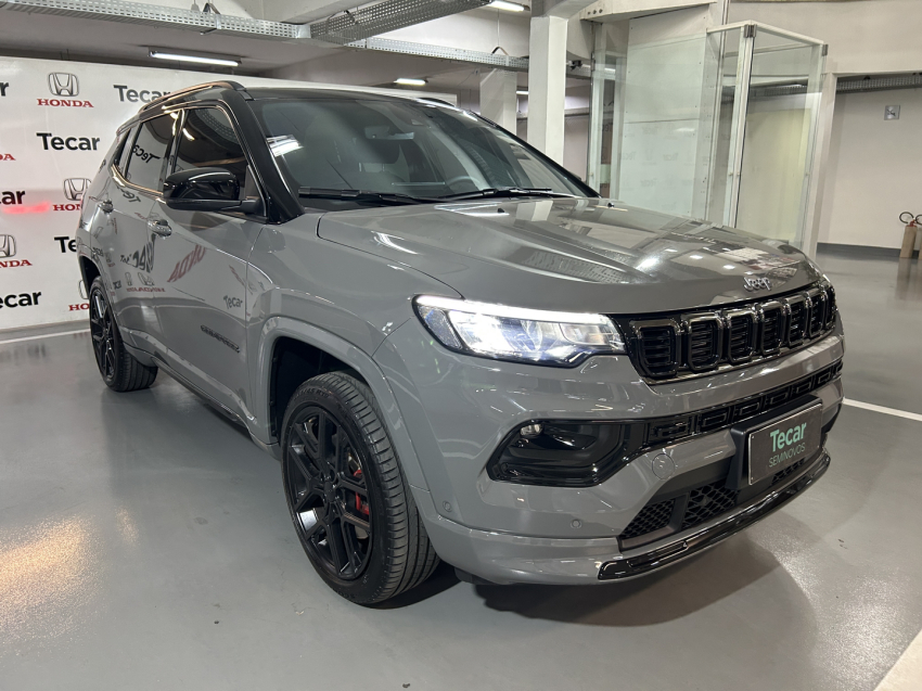 jeep compass 2.0 hurricane 4 turbo gasolina blackhawk at9 4p automatico 2025