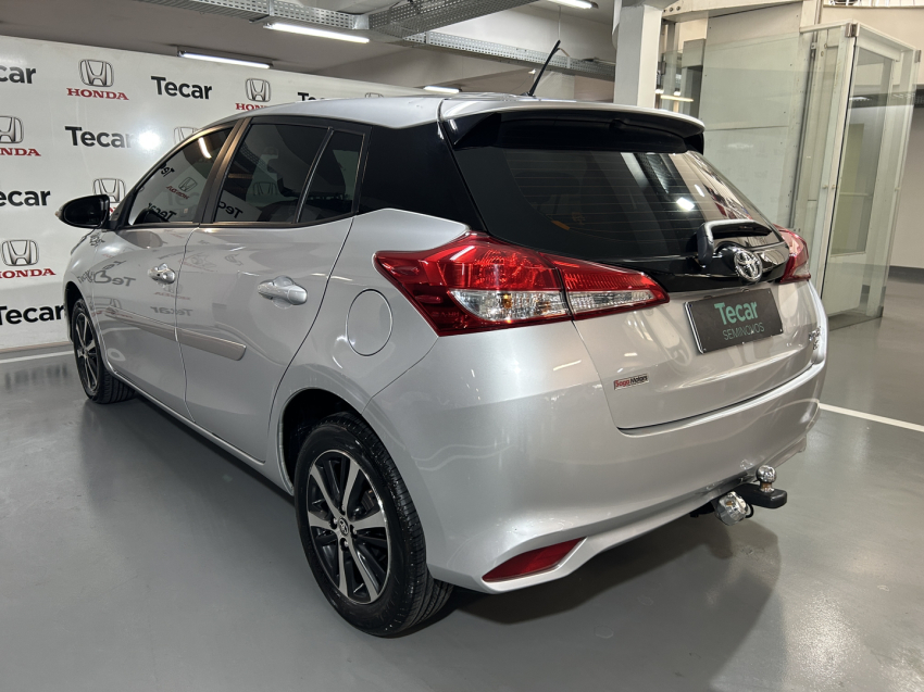 toyota yaris 1.5 16v flex xs connect multidrive 4p automatico 20223