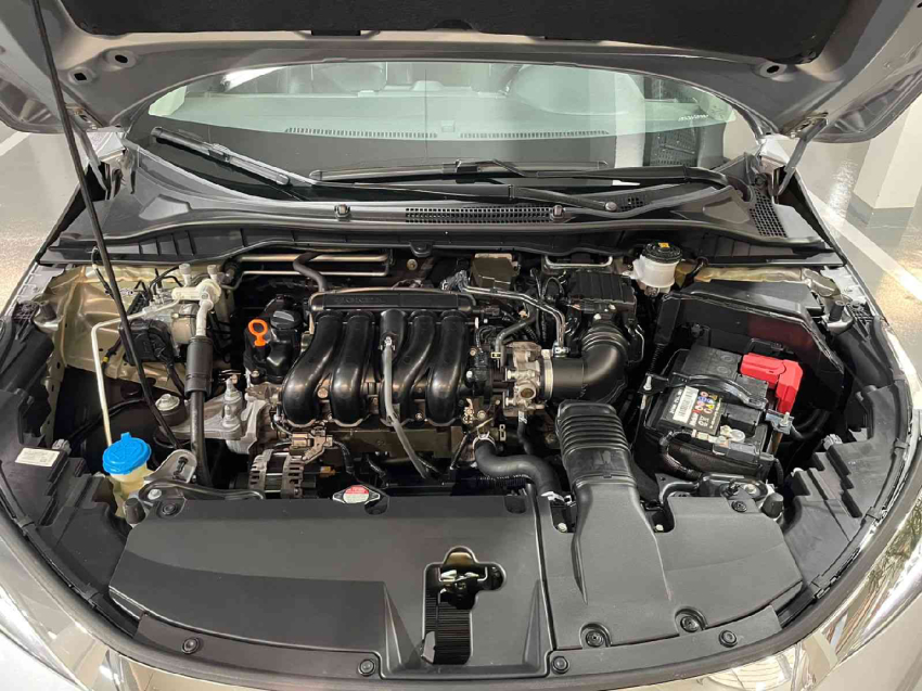 honda city 1.5 i-vtec flex hatch touring cvt 4p automatico 202310