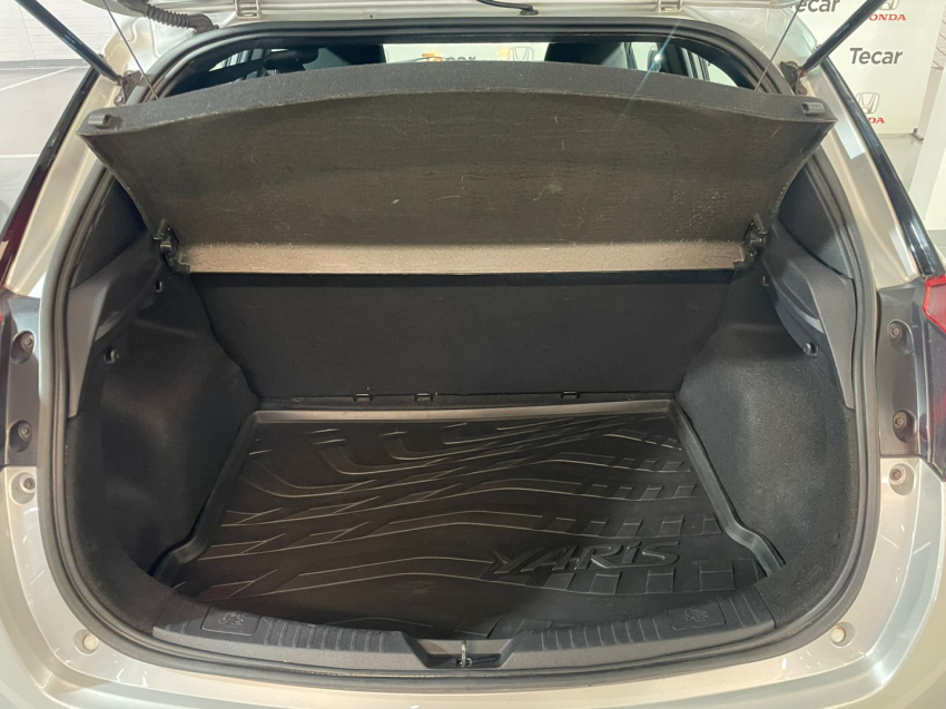 toyota yaris 1.3 16v flex xl multidrive 4p automatico 20198