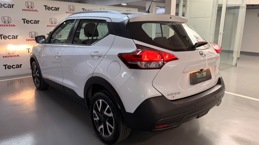 nissan kicks 1.6 16v flexstart s 4p xtronic flex 5p automatico 20213