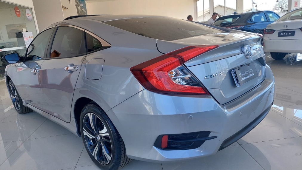 honda civic touring 2019