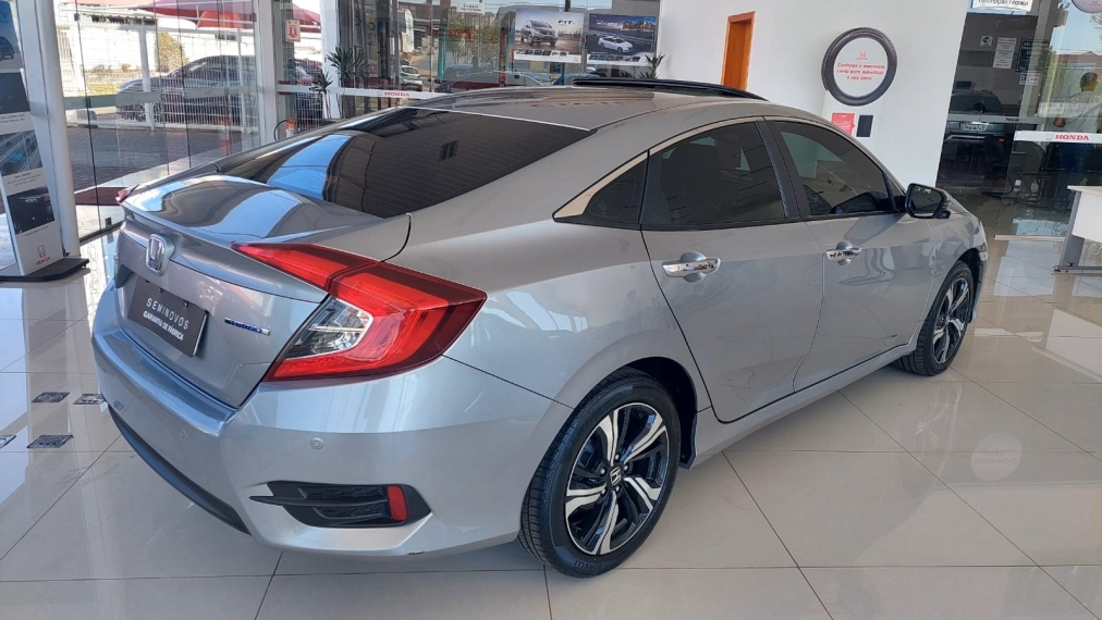 honda civic touring 2019