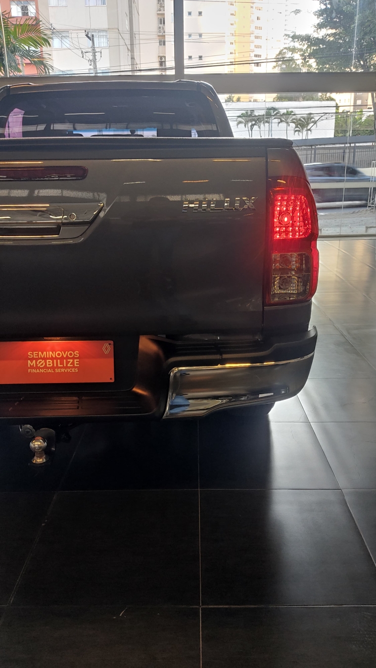 toyota hilux 2.8 d-4d turbo diesel cd sr 4x4 automatico 2021