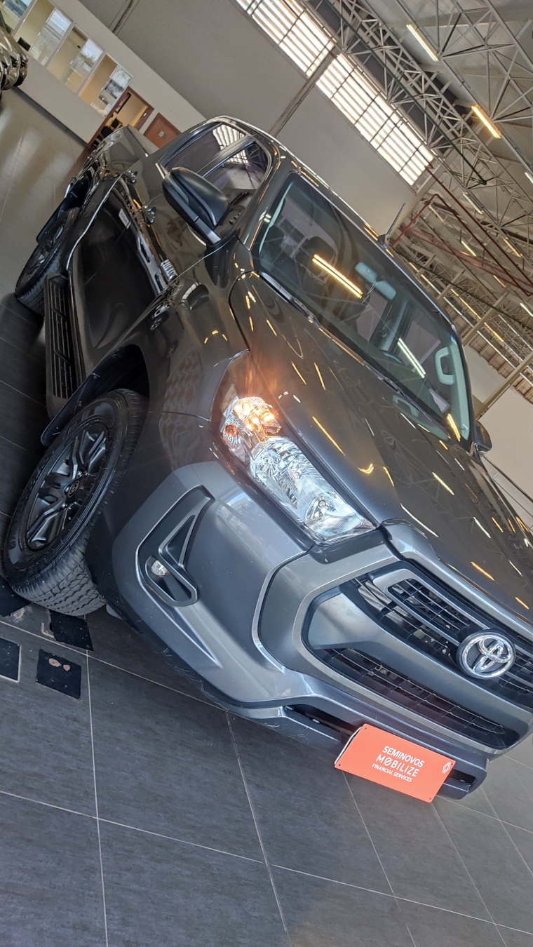 toyota hilux 2.8 d-4d turbo diesel cd sr 4x4 automatico 2021