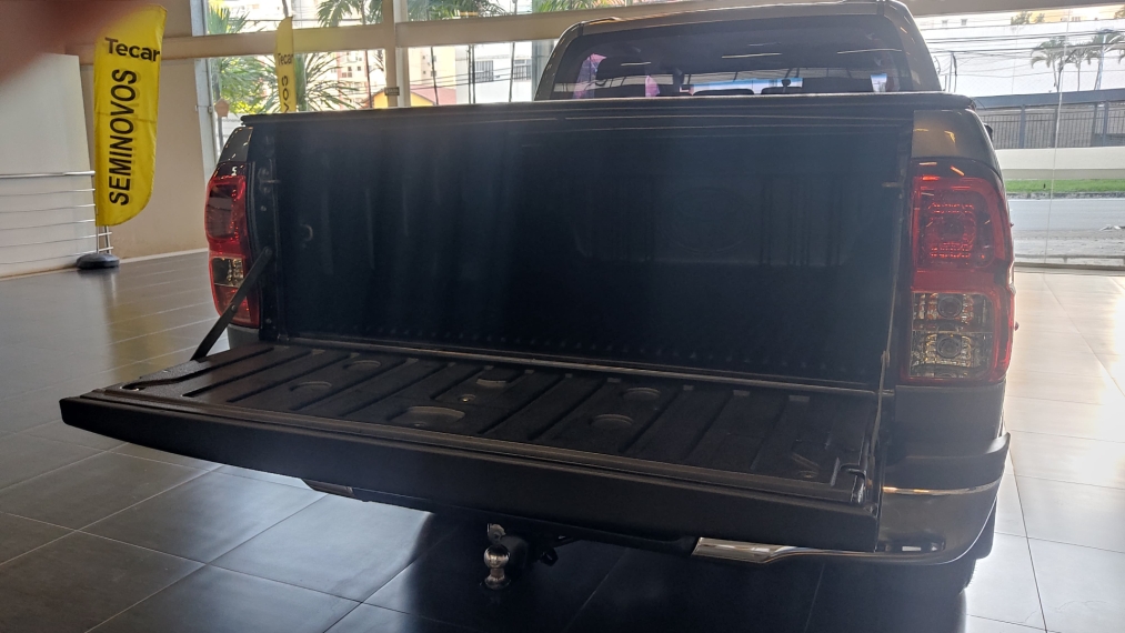 toyota hilux 2.8 d-4d turbo diesel cd sr 4x4 automatico 2021