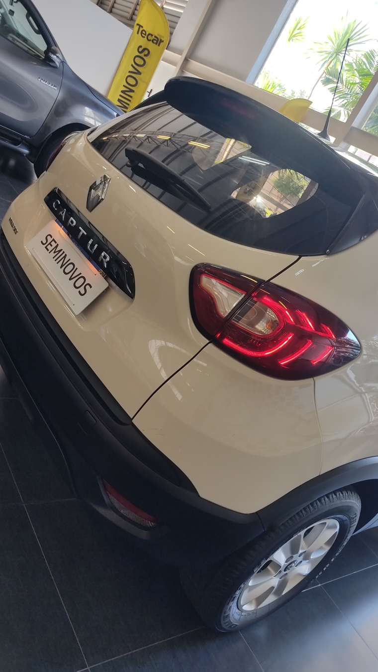 renault captur 1.6 16v sce flex life x-tronic.