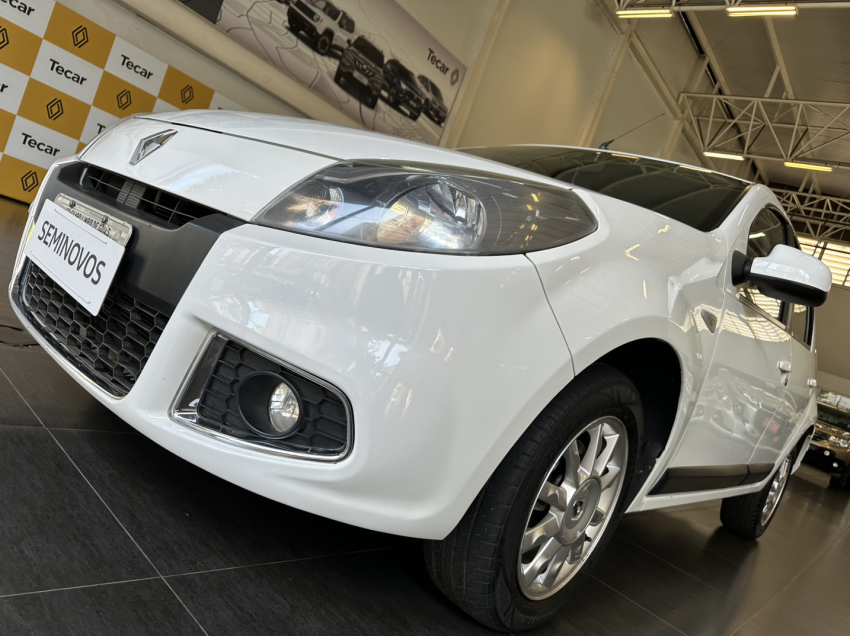 renault sandero 1.6 privilege 16v flex 4p automatico.