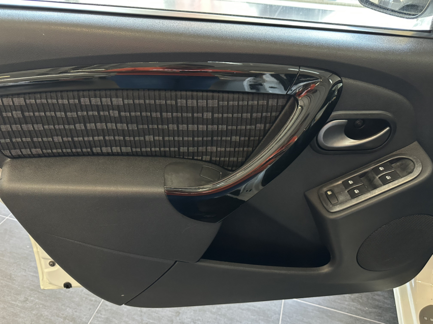 renault sandero 1.6 privilege 16v flex 4p automatico.