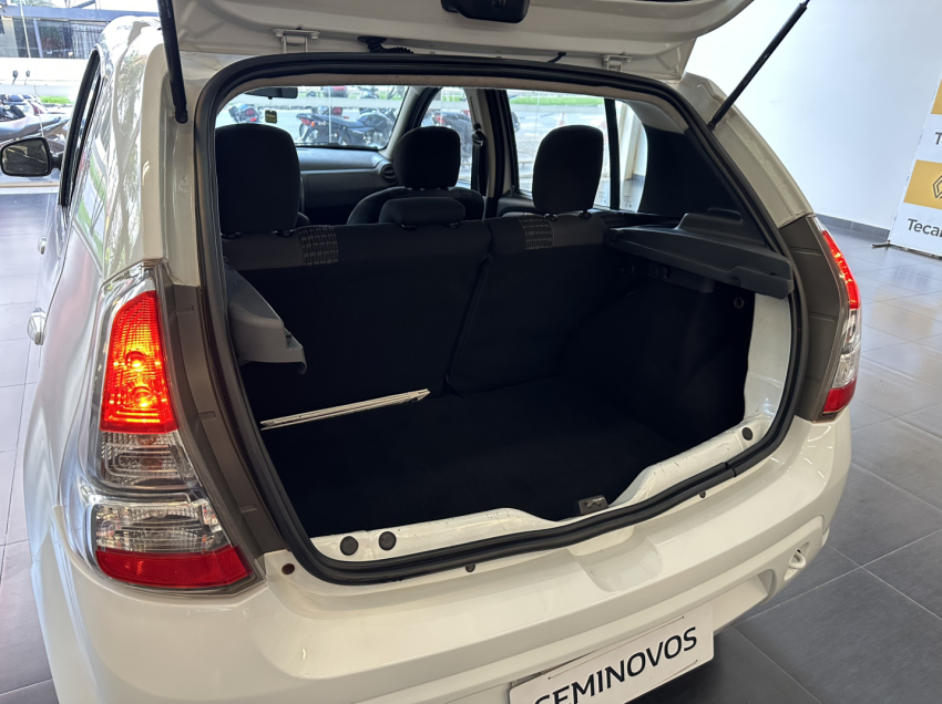 renault sandero 1.6 privilege 16v flex 4p automatico.
