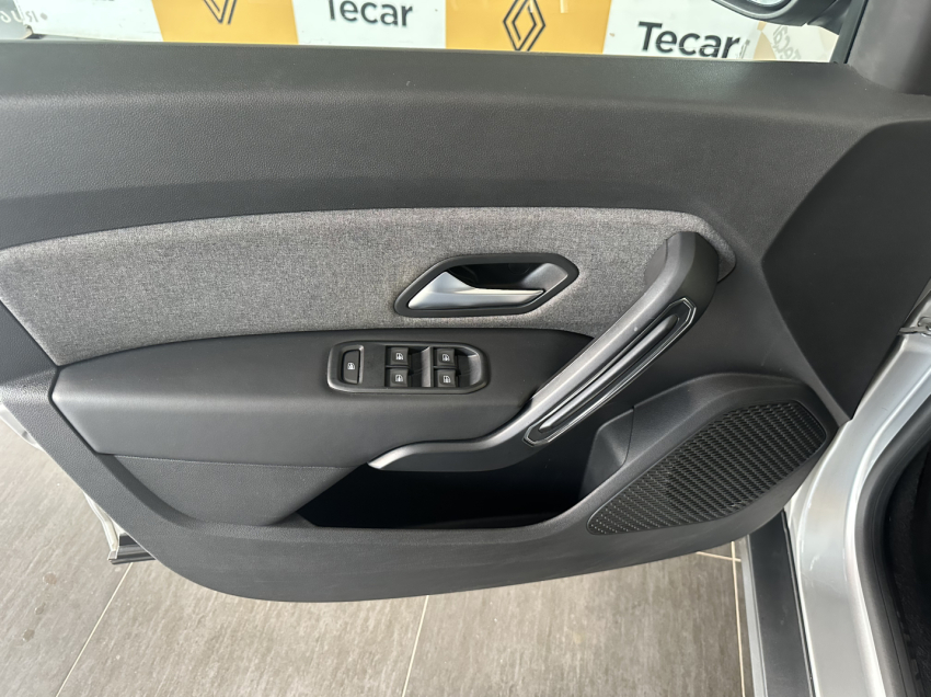 renault duster 1.6 16v sce flex intense x-tronic 4p automatico 2024