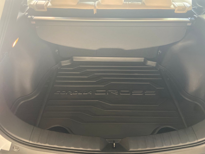 toyota corolla cross 1.8 vvt-i hybrid flex xrx cvt 5p automatico 2022