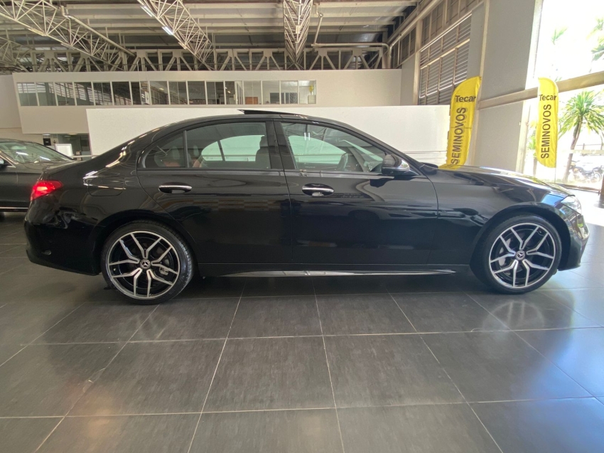 mercedes-benz c 300 2.0 eq boost hibrido amg line 9g-tronic gasolina 5p automatico 2023