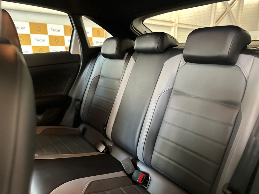 volkswagen nivus 1.0 200 tsi total flex highline automatico 4p 202410