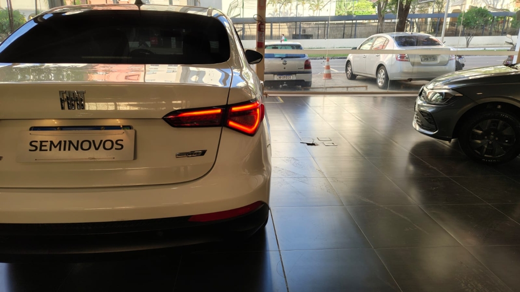 fiat cronos 1.3 firefly flex drive manual 5p 202416