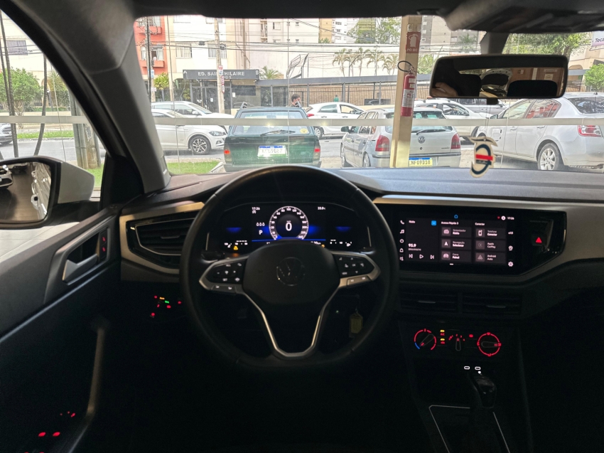 volkswagen nivus 1.0 200 tsi total flex comfortline automatico 4p 202417