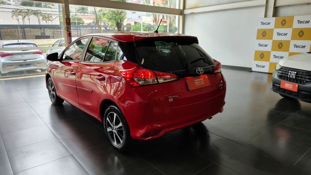 toyota yaris 1.5 16v flex xs multidrive 4p automatico 20194