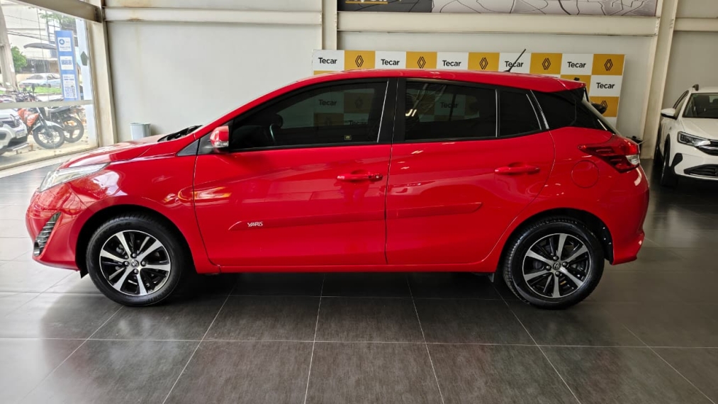 toyota yaris 1.5 16v flex xs multidrive 4p automatico 20193