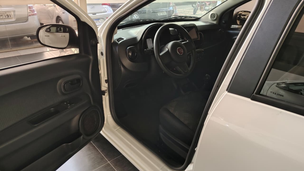 fiat mobi 1.0 evo flex like. manual 4p 202011