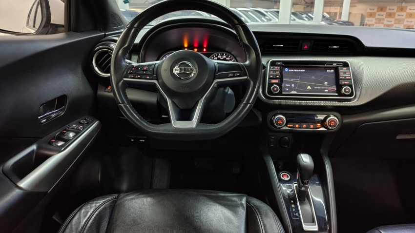 nissan kicks 1.6 16v flexstart sv 4p xtronic flex 5p automatico 201712