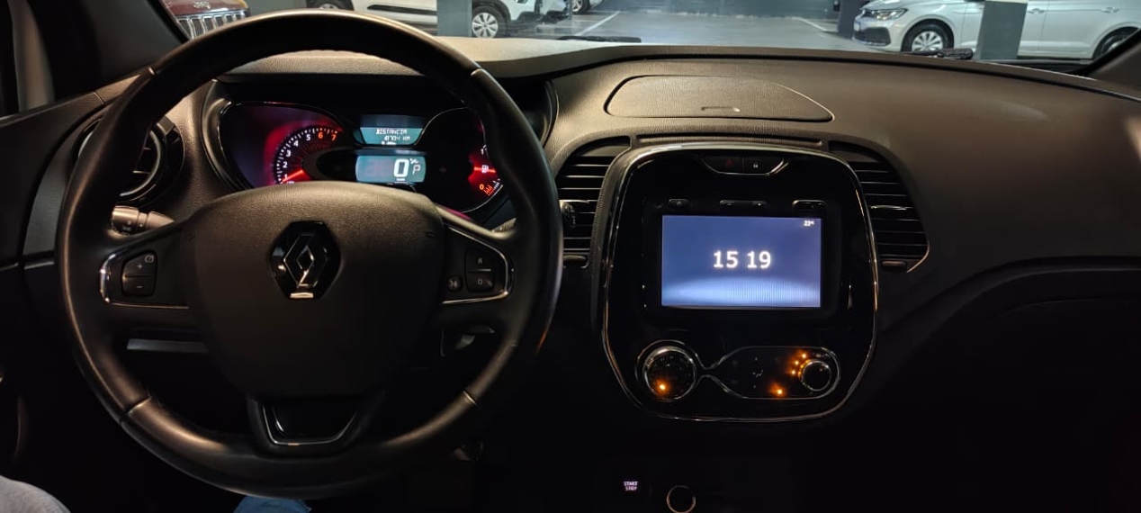 renault captur 1.6 16v sce flex intense x-tronic 4p automatico 202012