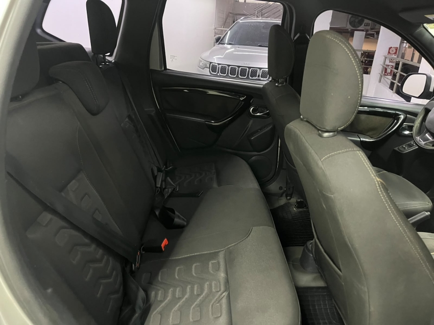 renault duster 2.0 dynamique 4x2 16v flex 4p automatico 1.9 20176