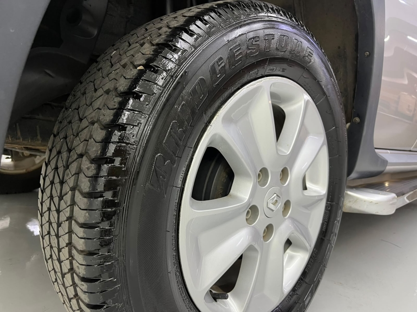 renault duster 2.0 dynamique 4x2 16v flex 4p automatico 1.9 20179
