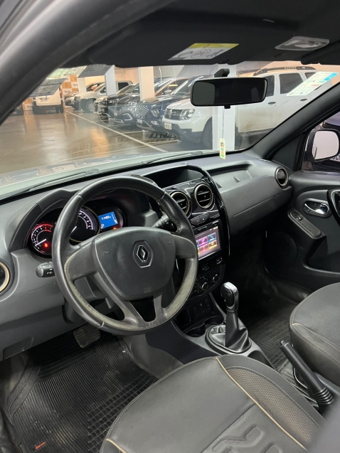 renault duster 2.0 dynamique 4x2 16v flex 4p automatico 1.9 20177