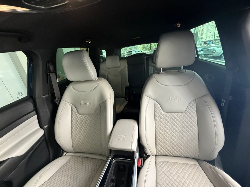 jeep commander 2.0 td380 turbo diesel limited at9 5p automatico 202210
