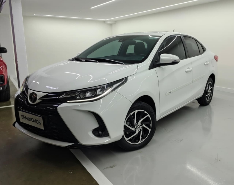 toyota yaris 1.5 16v flex sedan xls multidrive 5p automatico 20240