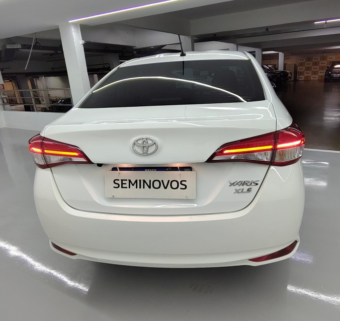 toyota yaris 1.5 16v flex sedan xls multidrive 5p automatico 20245