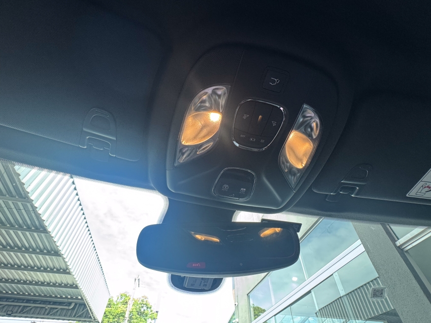 Carro JEEP COMMANDER