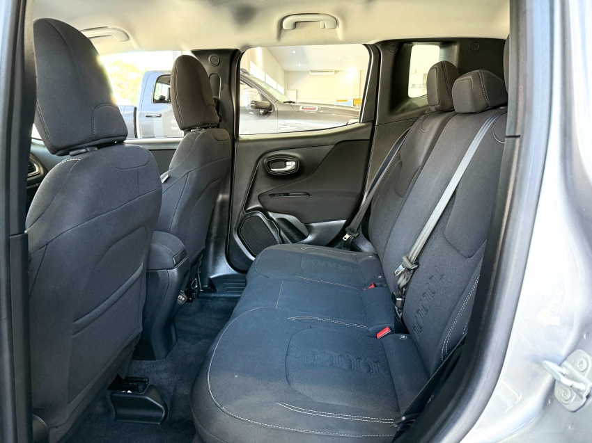 jeep renegade 1.3 t270 turbo flex sport at6.