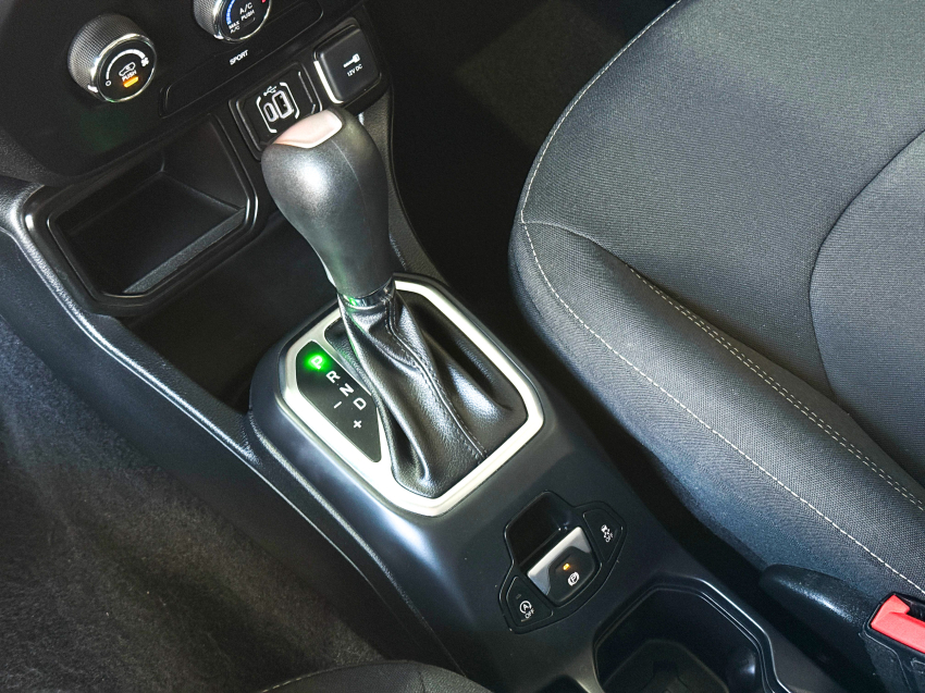 jeep renegade 1.3 t270 turbo flex sport at6.