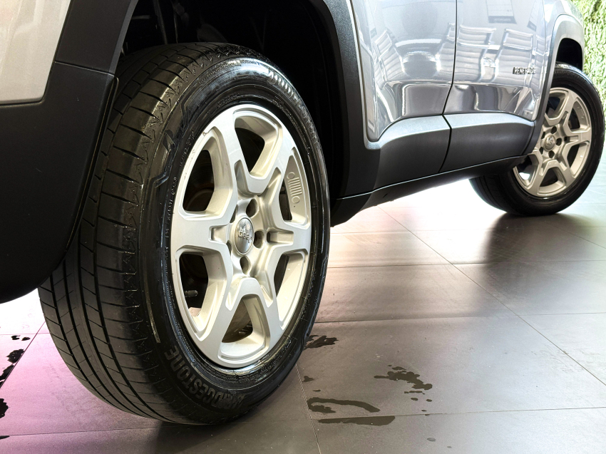 jeep renegade 1.3 t270 turbo flex sport at6.