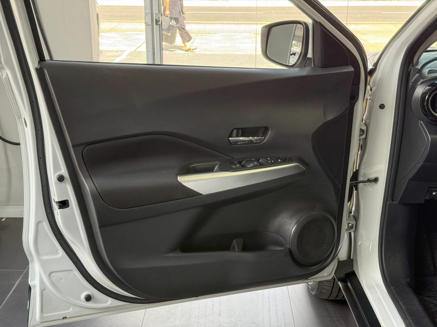 nissan kicks 1.6 16v flexstart advance xtronic.