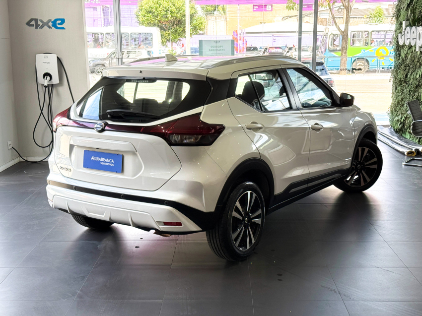 nissan kicks 1.6 16v flexstart advance xtronic.