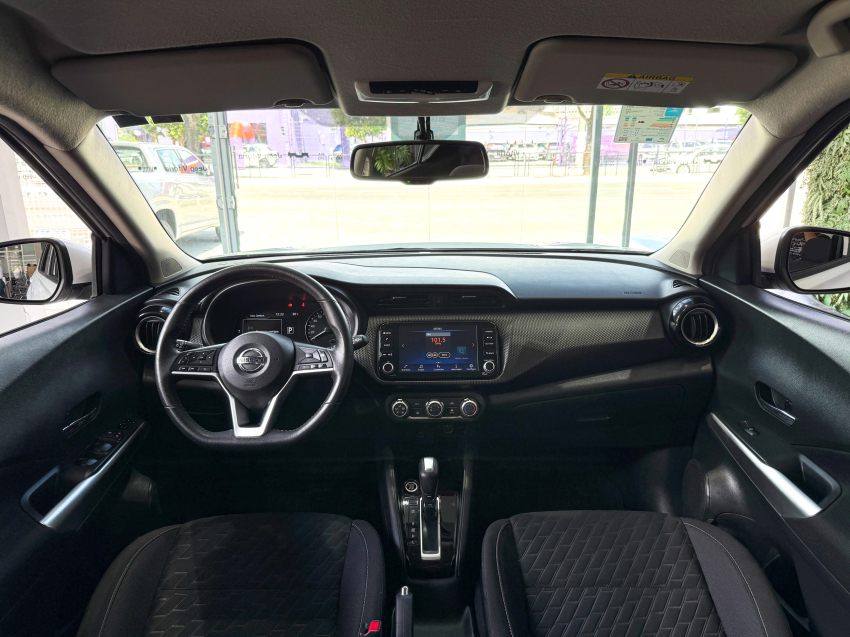 nissan kicks 1.6 16v flexstart advance xtronic.