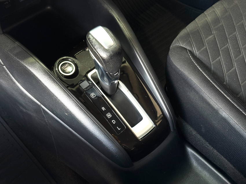 nissan kicks 1.6 16v flexstart advance xtronic.