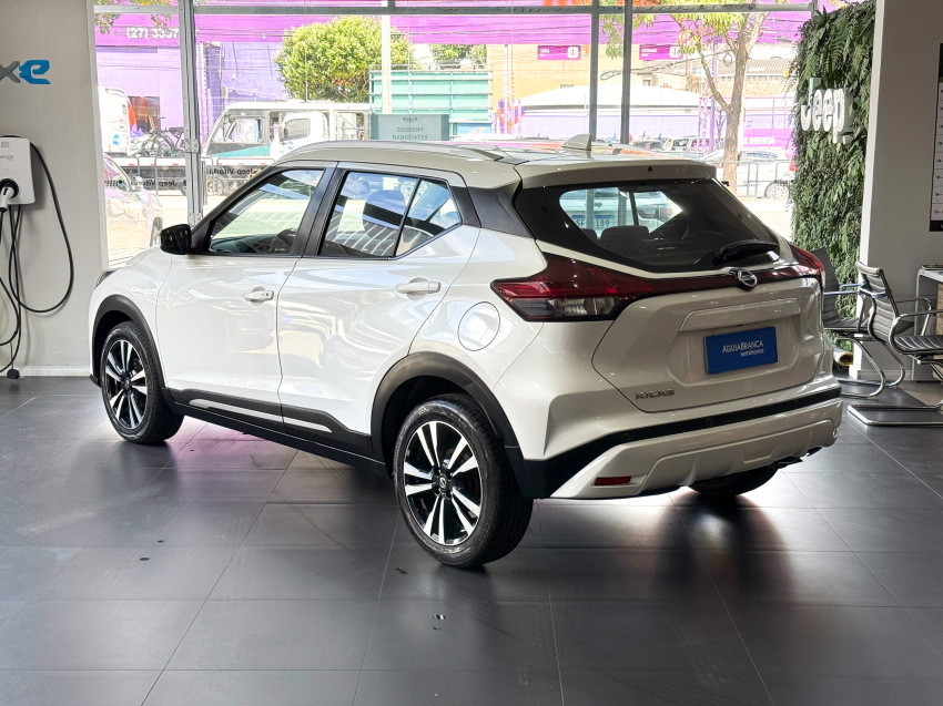 nissan kicks 1.6 16v flexstart advance xtronic.
