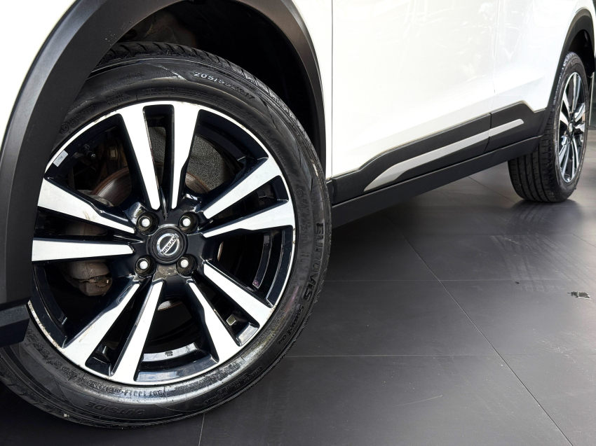 nissan kicks 1.6 16v flexstart advance xtronic.