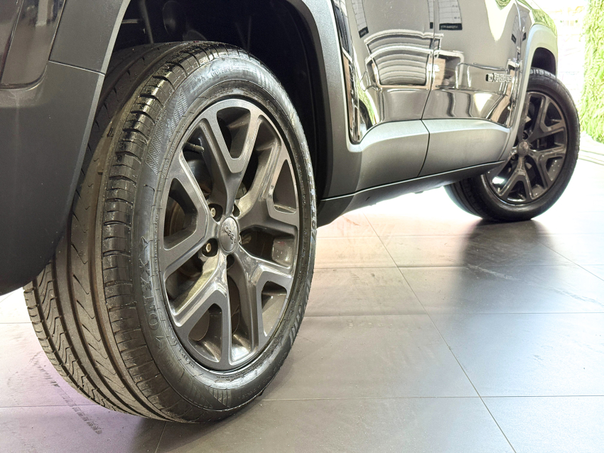 jeep renegade 1.8 16v flex longitude 4p automatico