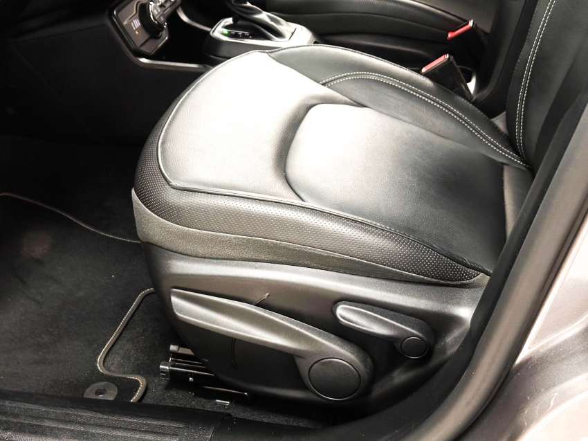 jeep renegade 2.0 16v turbo diesel longitude 4p 4x4 automatico 2021