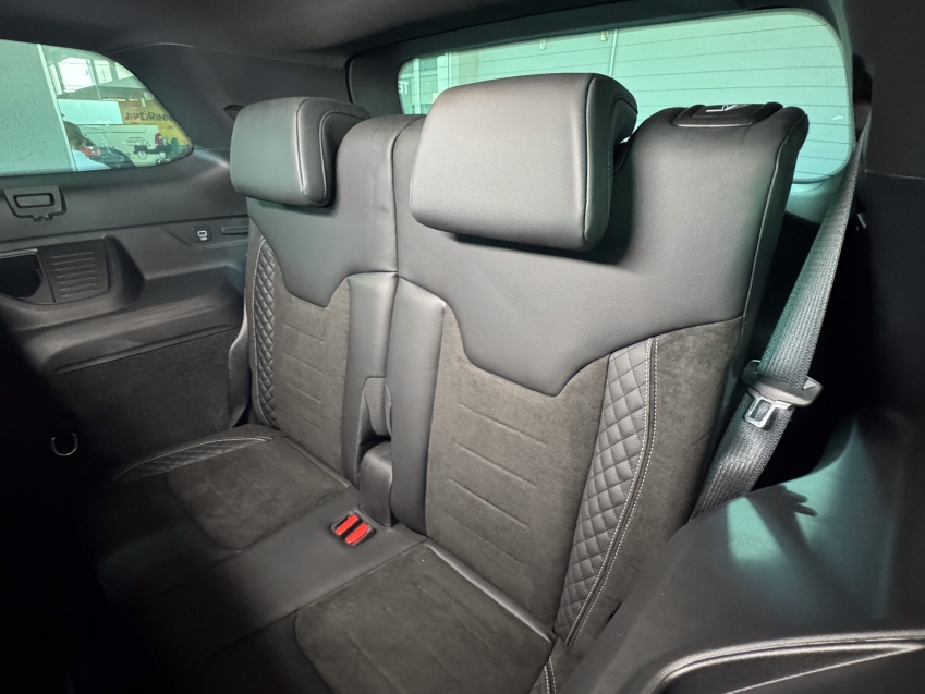 Carro JEEP COMMANDER