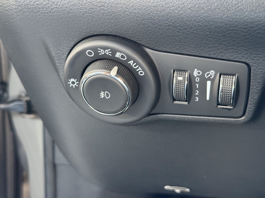 Carro JEEP COMMANDER