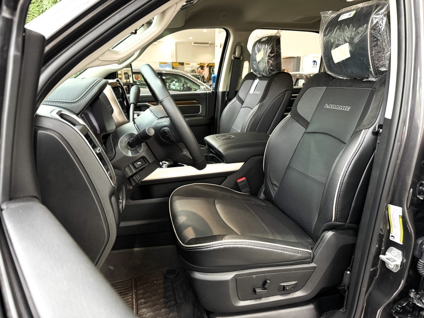 Carro Ram 2500
