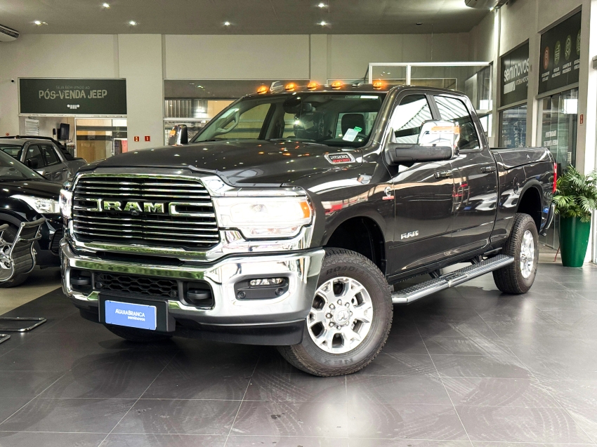 Carro Ram 2500
