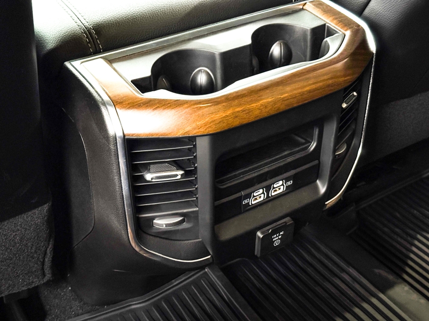 Carro Ram 2500